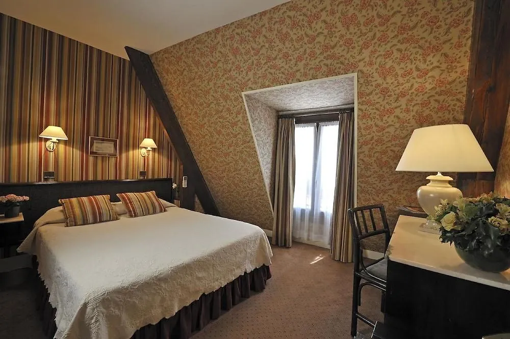 Hotel Clément