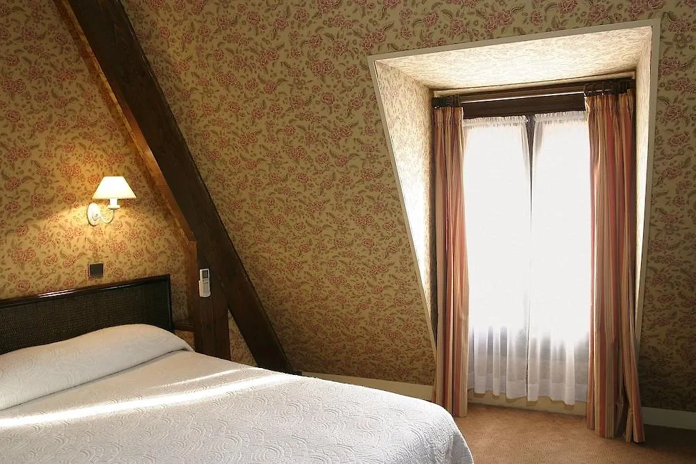 Clément Hotel