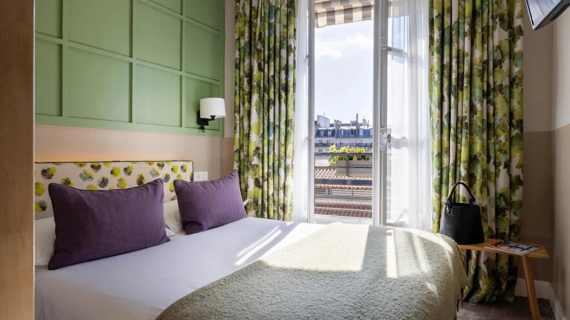 Clément Hotel 2*